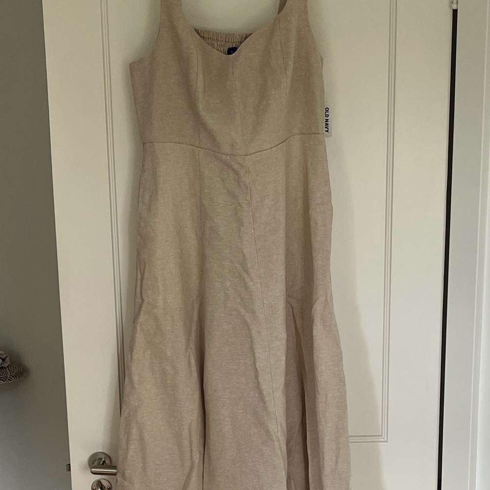 Women’s Sleeveless Cream Linen-Blend Dress